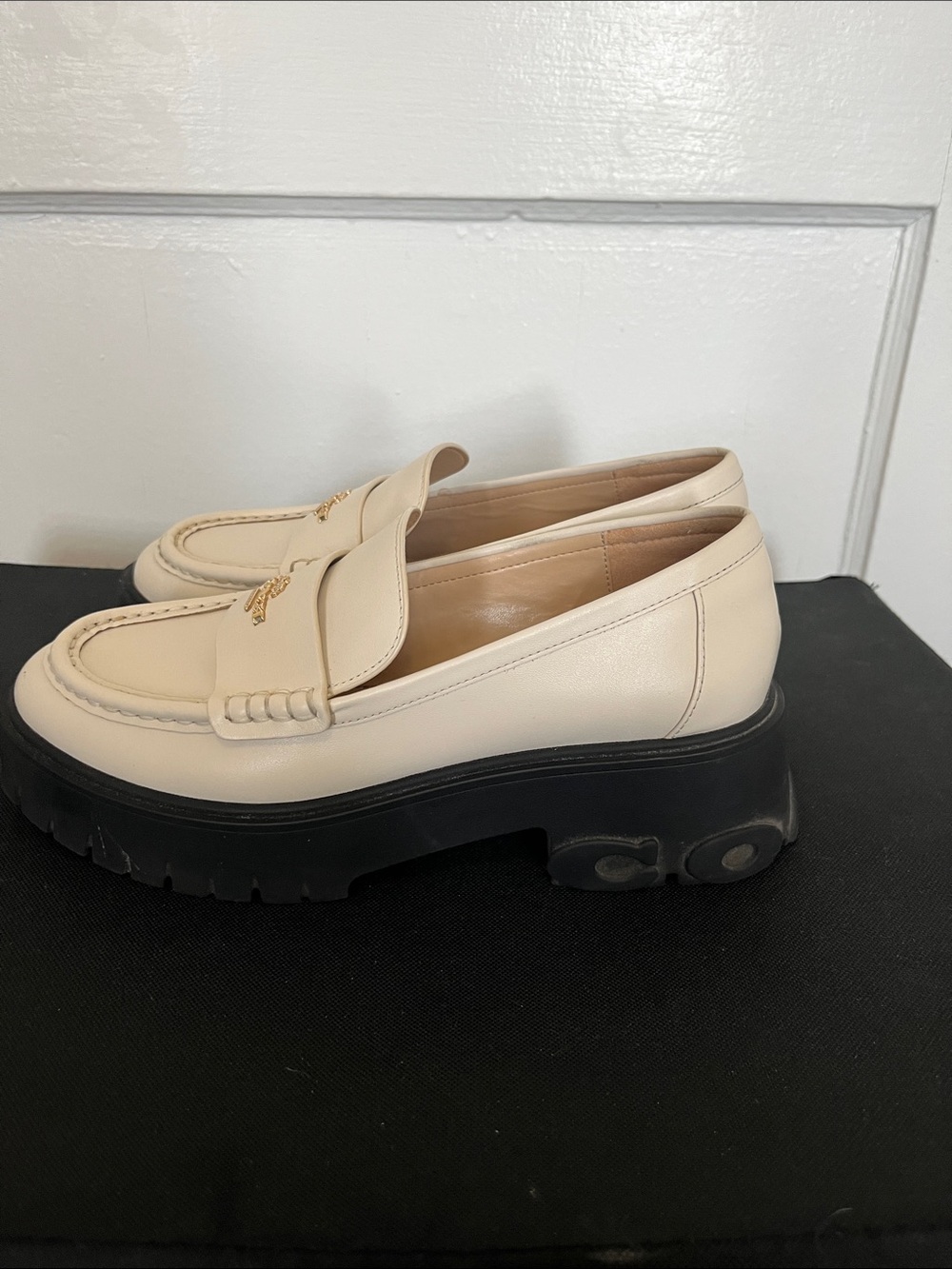 Coach Ruthie Loafer - Picture 3 of 6